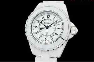 Auth CHANEL J12 H0968 White Ceramic Quartz Lady's Watch(S A2595)