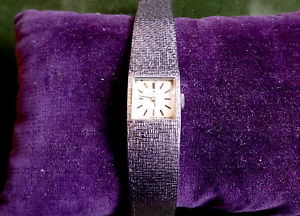 Hamilton Swiss Damenarmbanduhr 18 Karat Weissgold auch das Armband 46,4 g gesamt