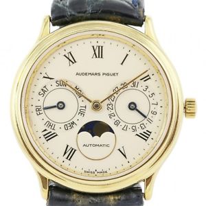 Audemars Piguet Moonphase Day / Date - 18kt Yellow Gold - Automatic