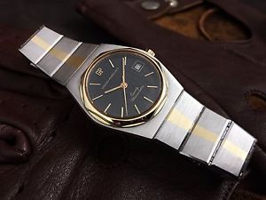 1975 original vintage Girard Perregaux Laureato watch complete set. Very rare.