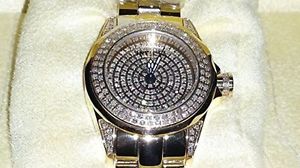 Invicta Women's Pro Diver Quartz 0.95ctw Diamond Pave Dial Bracelet Watch Model