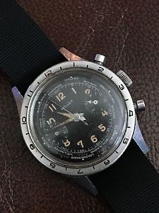 Gallet FLIGHT OFFICER - 1940'S - Multiple Time Zone Military Pilot's Chronograph