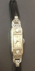 Armbanduhr Damen 750er Platin mit Brillanten 0,18 ct.Jugendstil  -sehr hübsch-