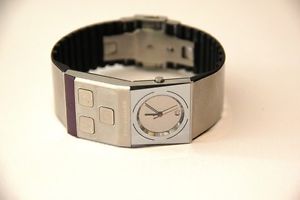 *Rarität* Bang & Olufsen "BeoWatch Type 9750“ Designer Armbanduhr Fernbedienung
