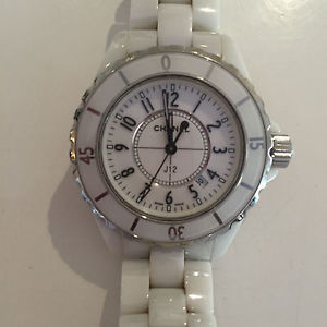 Chanel J12 White Ceramic Watch 33mm - MINT Condition Authentic Chanel Guaranteed