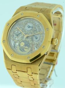 Audemars Piguet Royal Oak Perpetual Calendar 18k Yellow Gold 39mm gent's watch.