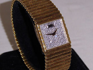 Juvenia Mens Watch 18 K Yellow Gold diamond pave dial aprox. 87 grams