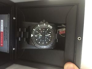 victorinox swiss army watch Dive Master 500 Limited Edition 241175 LNIB 99.9