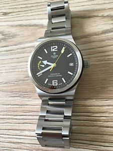 Tudor North Flag Neuwertig