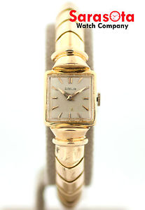 Vintage Gubelin 18K Yellow Gold Hand Winding Square Petite Dress Women's Watch