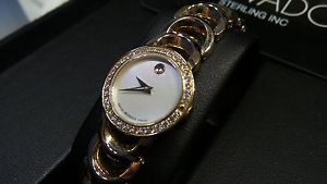 Ladies 18k Gold MOVADO Museum 88A1 1824S Watch Complete Box & Papers