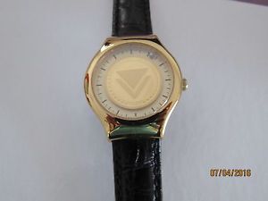 Magnet Movement Gold Coin Watch
