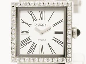 CHANEL Mademoise