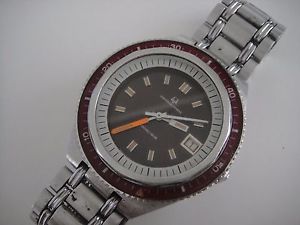 VINTAGE UNIVERSAL GENEVE UNISONIC SUB DIVER WATCH ELECTRONIC WITH  GF BRACELET