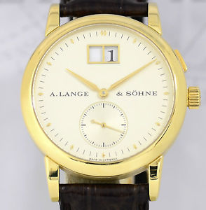 A. Lange & Söhne Saxonia Großdatum 18K yellow gold Luxus Geldanlage Hand Wind