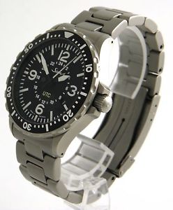 SINN FLIEGER / PILOT UHR 2. ZEITZONE 857 UTC ARMBAND UHR IN STAHL