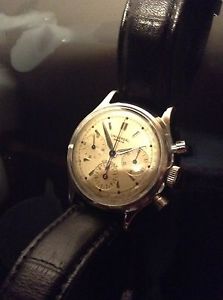 Beautiful UNIVERSAL GENÈVE TRI-COMPAX screw back cal. 285