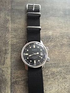 Vintage Benrus Ultra-Deep Compressor Watch Gorgeous Dial And Inner-bezel