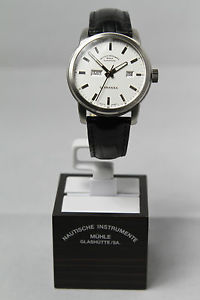 Mühle Glashütte Germanika Automatik Lederband Tag- / Datumsanzeige (M1-30-40 LB)