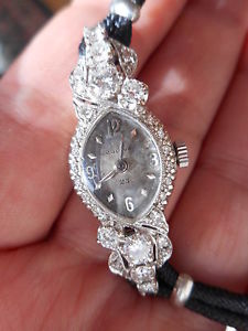 Vintage Bulova PEAR SHAPE Approx:1tcw Diamond 14k Gold Ladies Watch!!!23 Jewels!