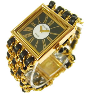 Auth CHANEL CC Mademoiselle Watch Wristwatch Leather 18K Ladies Vintage V00092