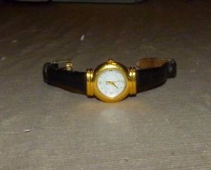 WOMENS ESQ BY MOVADO GOLDEN MOP FACE  SWISS QUARTZ WATCH 100093