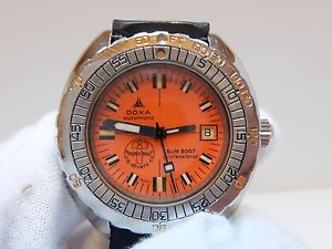 VINTAGE 1967 DOXA SUB 300T PROFESSIONAL AQUALUNG DIVER WATCH (WATCH THE VIDEO)
