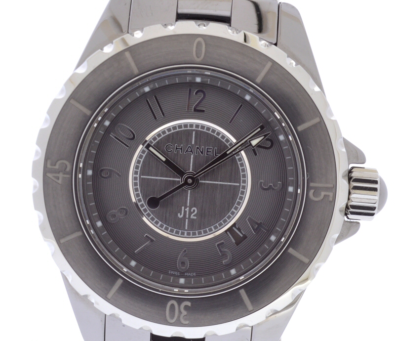 CHANEL J12 Chromatic titanium ceramic 33mm Ladies Quartz Watch H2978
