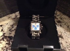 New In Box Oakley Minute Machine Titanium Bracelet Polished Blue Dial 26-328