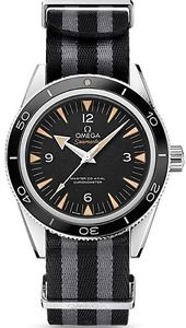 OMEGA SEAMASTER 300 COAXIAL 23330412101001("MOTHER" WATCH OF JAMES BOND SPECTRE)