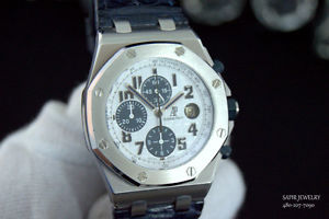 Men's Audemars Piguet Royal Oak Offshore Navy 26170ST.OO.D305CR.01 Watch 42mm