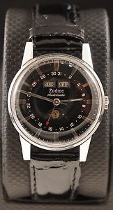RARE & AUTHENTIC ZODIAC TRIPLE CALENDAR AUTOMATIC MOONPHASE REFERENCE. 742-908
