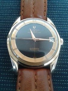 VINTAGE UNIVERSAL GENEVE POLEROUTER DATE AUTOMATIC MICROTOR ORO 18K