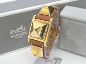 Auth HERMES Medor Wrist Watch Goldtone Leather Quartz $0 Ship 30130264300 J05GX