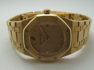 AUDEMARS PIGUET ROYAL OAK POUR DAME EN OR 18K PC4