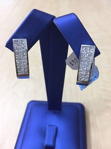 18k WG PRINCESS CUT EARRINGS 2.58CARATS