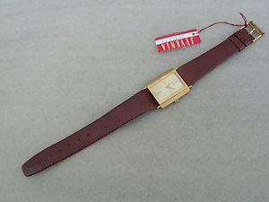 Vintage New Old Stock 18K Juvenia Wristwatch
