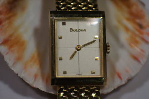 Nobles Bulova Montre hommes 750er Doré, 18k, Comme Neuf, Parfait État en 1964