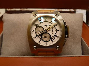 Wyler Geneve "Incaflex Chronograph" Watch - Titanium / Carbon Fiber Men's Large