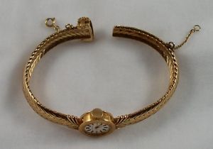 Vintage 1963 Gubelin Women's Wrist Watch 18K Gold Felsa 17 Jewel 22 Calibre