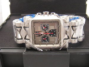 NEW IN BOX OAKLEY MEN'S MINUTE MACHINE TITANIUM / SILVER DIAL WATCH 10-194