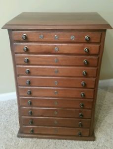 BEAUTIFUL VINTAGE WATCHMAKER'S 10 DRAWER WATCH CRYSTAL CABINET W/ BRASS NUMBERS