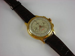 Vintage Charles Nicolet Swiss Chronograph wrist watch.Nice case! 17j. Runs great
