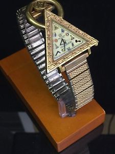 VERY RARE MASONIC TRIANGULAR WRIST WATCH ANTIQUE - SKULLS - AMAZING WATCH