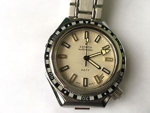 Zenith Defy A3649 Plongeur Diver Sub Sea Vintage Rare  Bianco Crema cream white