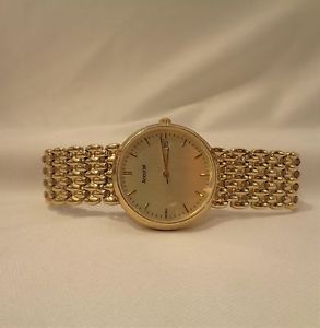 Gent's Accurist Quartz Watch/Bracelet in 9ct Yellow Gold - 37.8grams