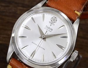Vintage TUDOR Oyster Hand-winding 17 Jewel Silver Dial Dome glass 1965 Beautiful