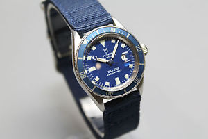 Vintage 1970s Tudor Submariner Stainless Steel Wristwatch in Very Good Condition