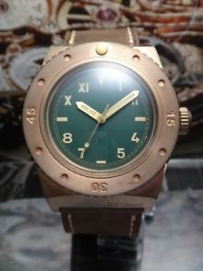 BRAND NEW ANCON M26 TANK MK III MK305 CuSn8 Bronze Watch GREEN CALIFORNIA DIAL!!