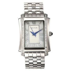 Womens Croton Wr